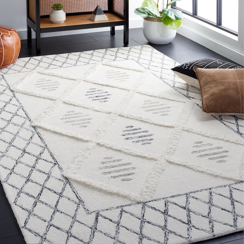 SAFAVIEH Handmade Casablanca Gizi Wool Rug - 8' x 10' - Ivory/Black