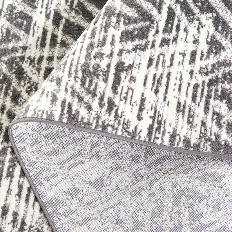 SAFAVIEH Cottage Eibhlis Chevron Waterproof Patio Backyard Rug