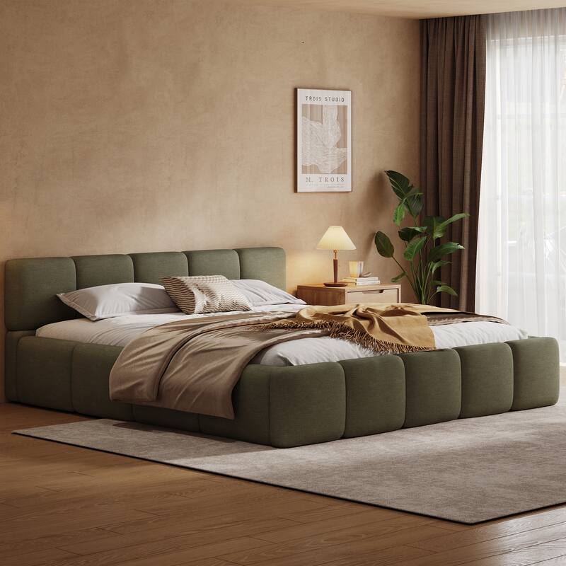 Christopher Knight Home - Evelyn Platform Bed with Boucle Upholstery and Thick Block-Style Headboard - Green - King