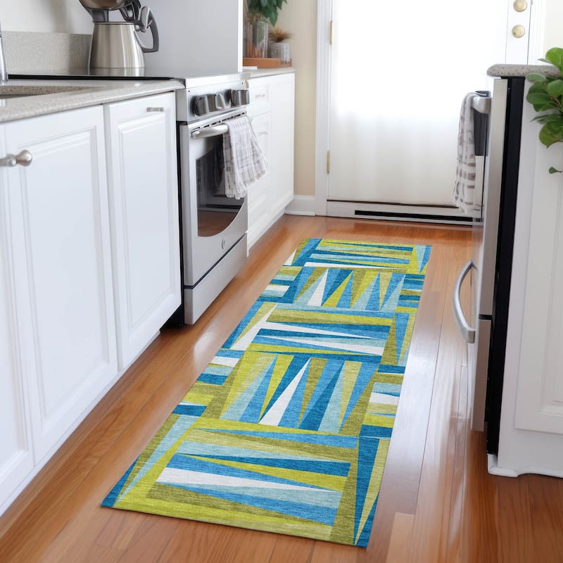 Machine Washable Indoor/ Outdoor Contemporary Mosaic Chantille Rug