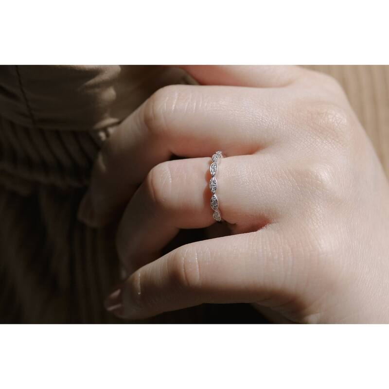 Kobelli 0.2 Carats Natural Diamond 10k Solid White Gold Floral Spring Band