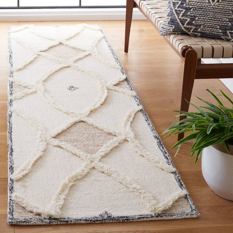 SAFAVIEH Handmade Casablanca Velina Wool Rug