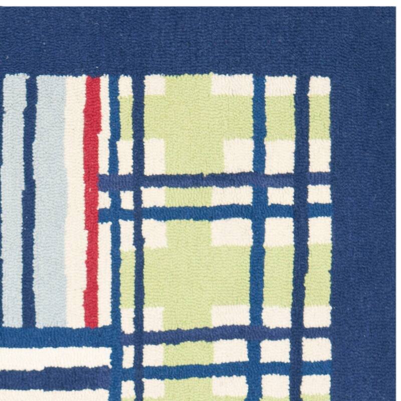 SAFAVIEH Handmade Kids Kornilia Wool Rug
