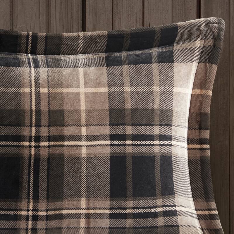 Woolrich Alton Plush to Sherpa Down Alternative Comforter Set