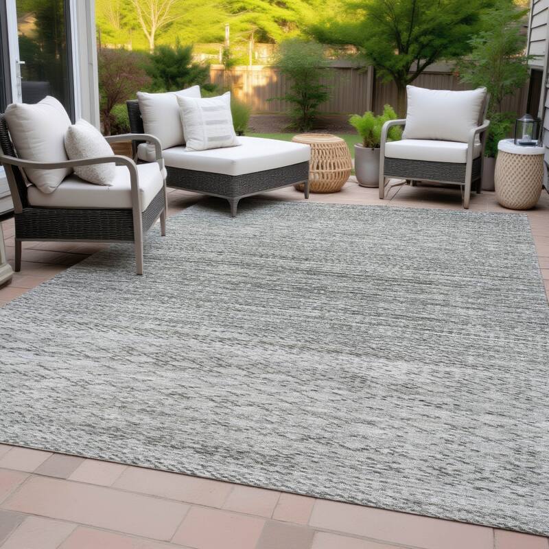 Machine Washable Indoor/Outdoor Modern Trellis Chantille Rug