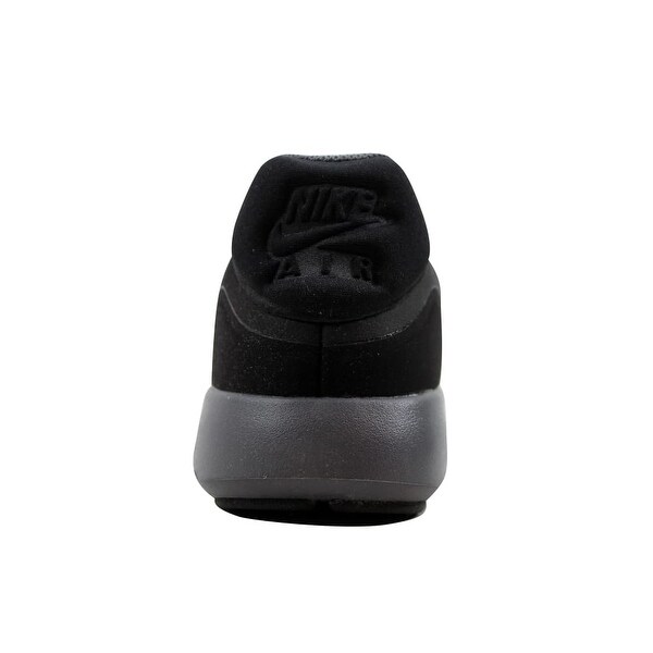 nike modern essential