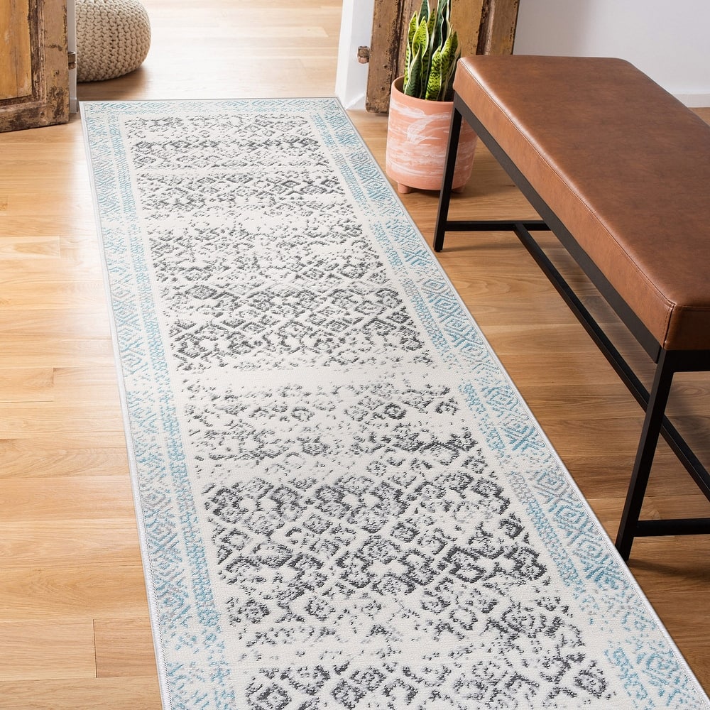 World Rug Gallery Distressed Bohemian Border Area Rug
