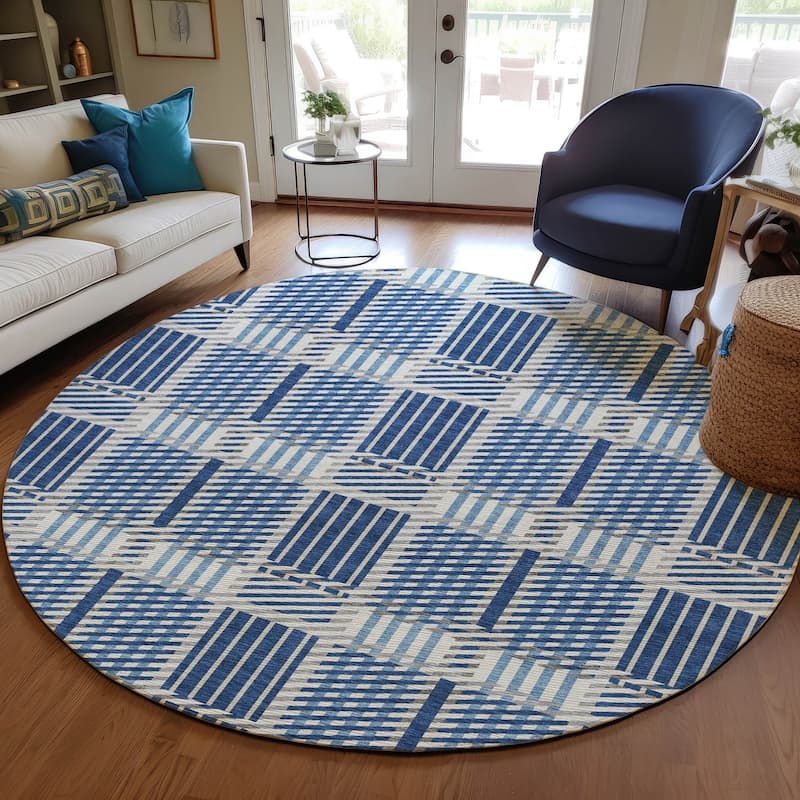 Machine Washable Indoor/ Outdoor Geometric Stripe Chantille Rug