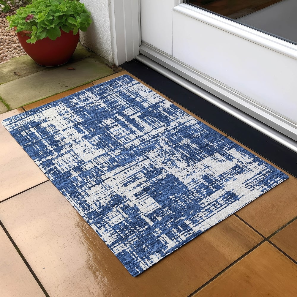 Machine Washable Indoor/ Outdoor Chantille Solid Abstract Rug