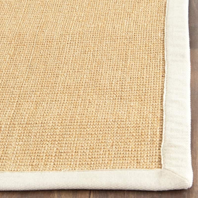 SAFAVIEH Natural Fiber Madelyn Border Sisal Rug