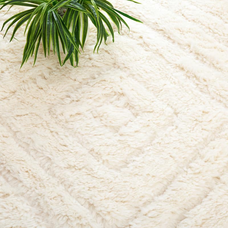 SAFAVIEH Handmade Casablanca Cove Shag Wool Rug