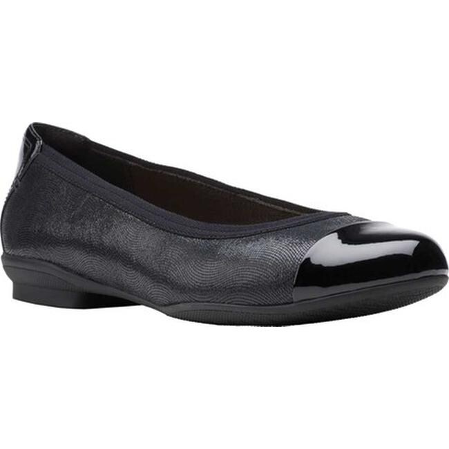 clarks flat black shoes womens