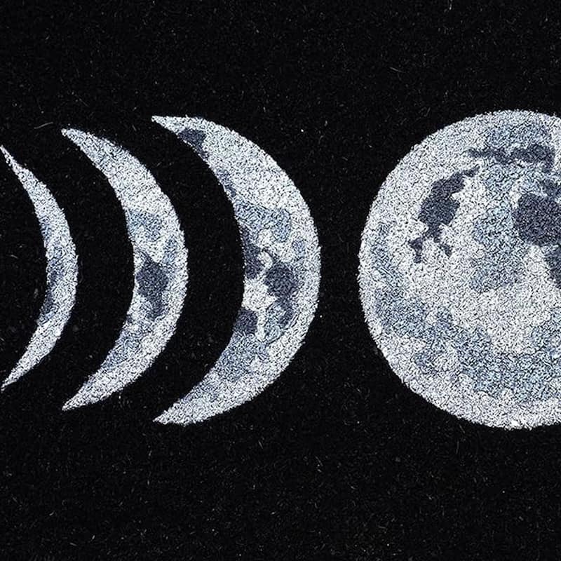 HomeRoots 17" X 29" Black And White Phases Of The Moon Outdoor Coir Door Mat - 17.00' X '29.00