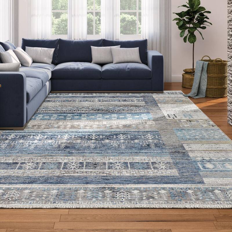 Dream Decor Rugs Remnier Clare Denim Tawny Floral Fringed Area Rug
