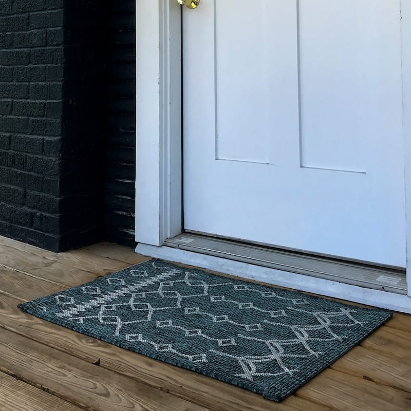 Sevita Sadie Contemporary Trellis Blue/Gray Durable Performance Indoor/Outdoor Area Rug