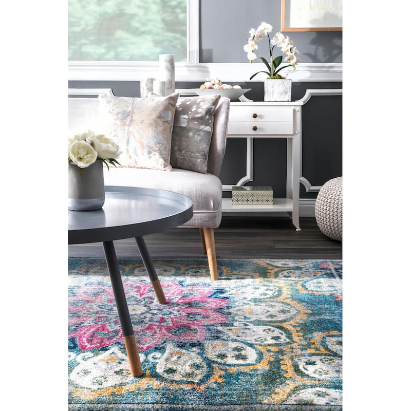 Nuloom Kiyoko Vintage Floral Area Rug