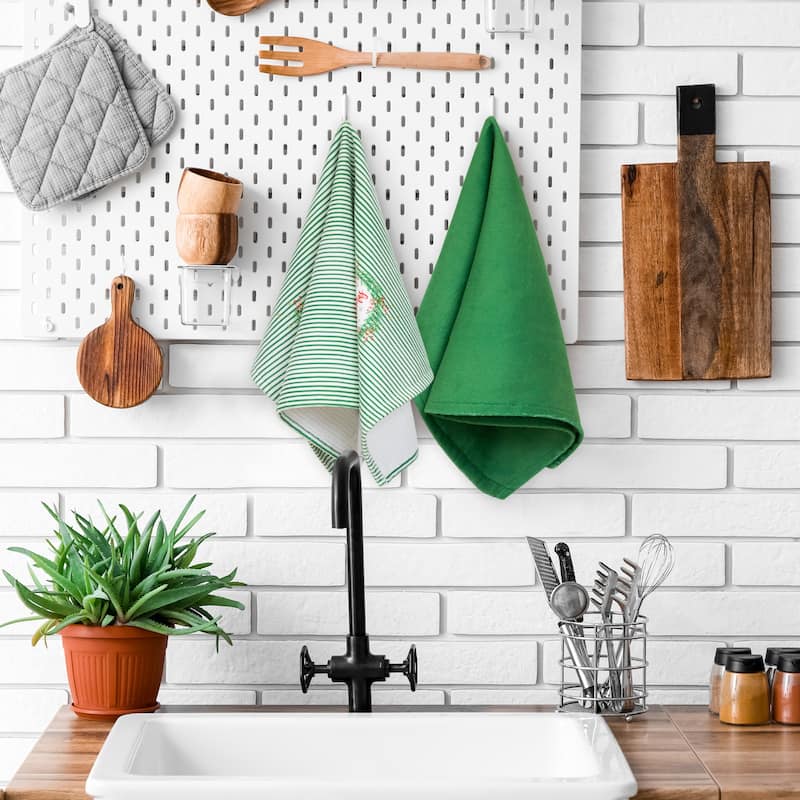 Solid and Striped Merry Christmas Kitchen Tea Towels - 26" - Set of 2