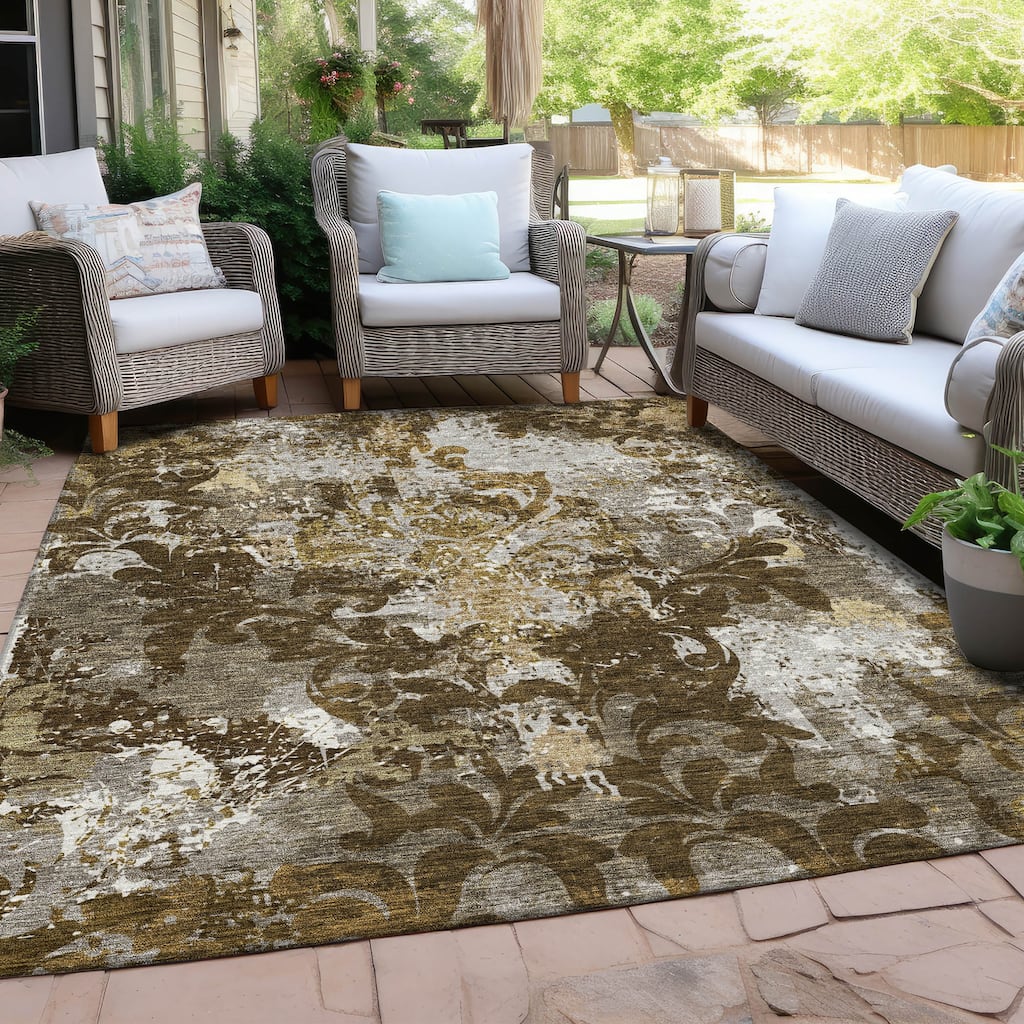 Machine Washable Indoor/ Outdoor Chantille Vintage Damask Rug