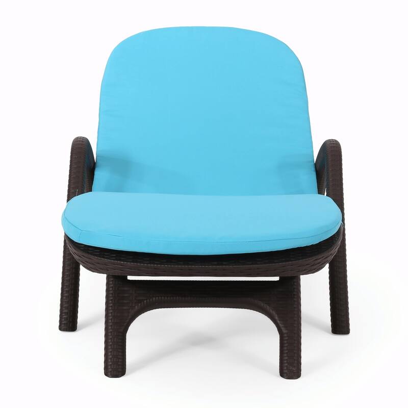 rgonomic Outdoor Chair with Wicker Texture - Durable, Comfortable Cushion, Stable Design