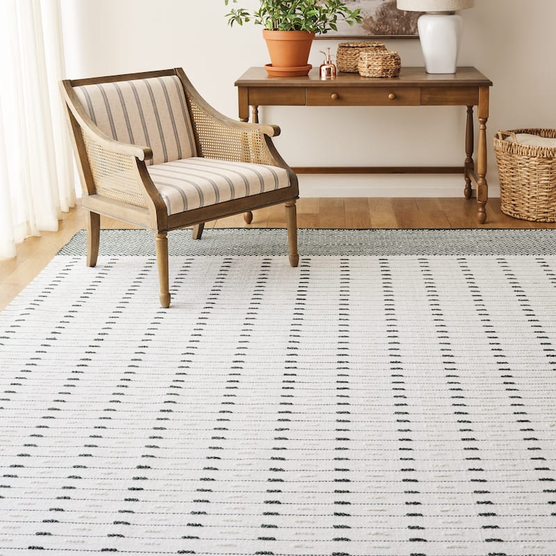 Martha Stewart by SAFAVIEH Handmade Inabat Wool Rug - Dark Green/Ivory - 9' x 12'