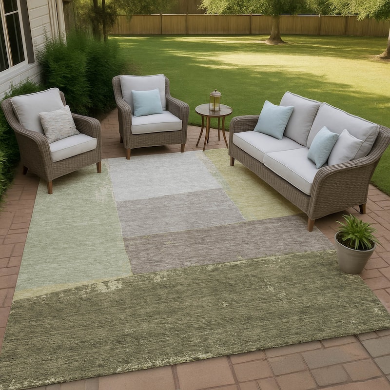 Machine Washable Indoor/ Outdoor Abstract Kraig Chantille Rug - Olive - 2'6" x 3'10"