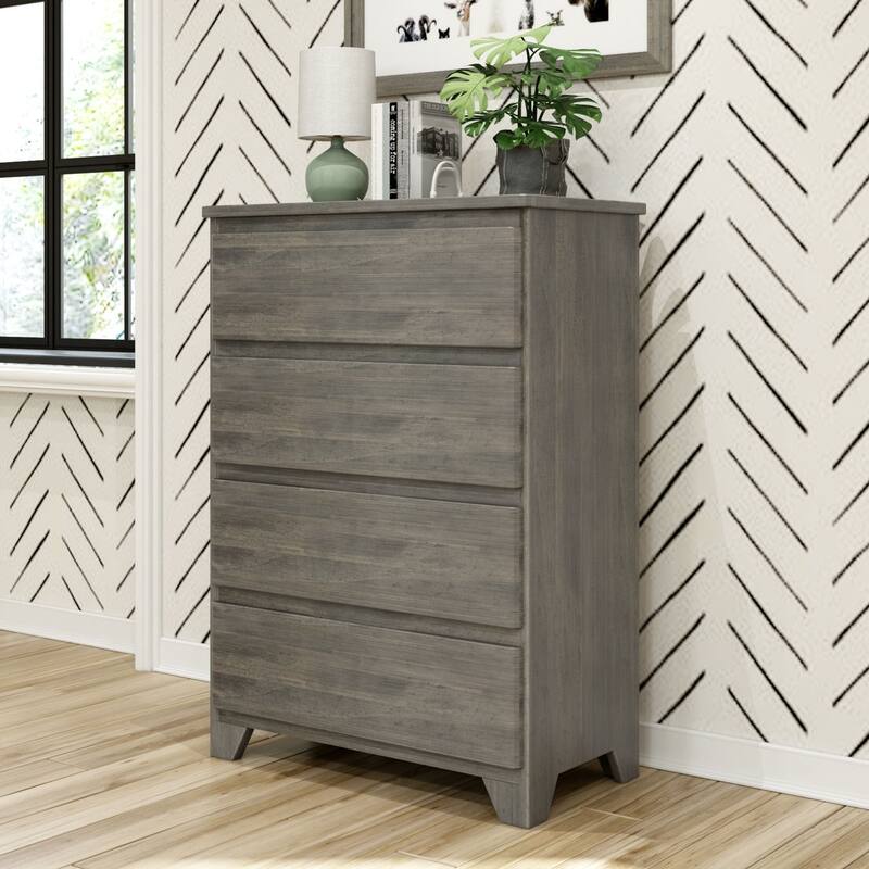 Max and Lily Farmhouse 4 Drawer Dresser - Driftwood