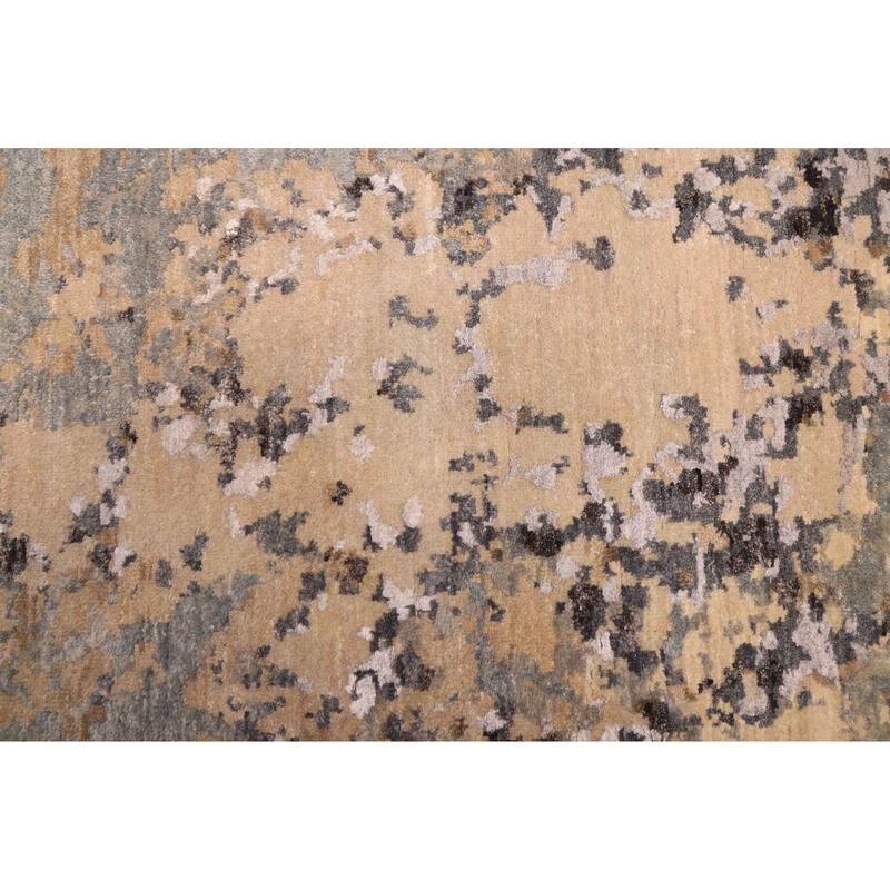 ECARPETGALLERY Hand-knotted Legacy Beige Silk, Wool Rug - 2'7 x 9'6