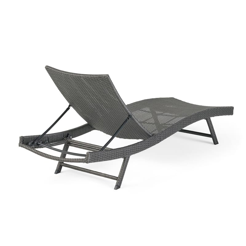 Rustic Outdoor Aluminum Frame Wicker Recliner