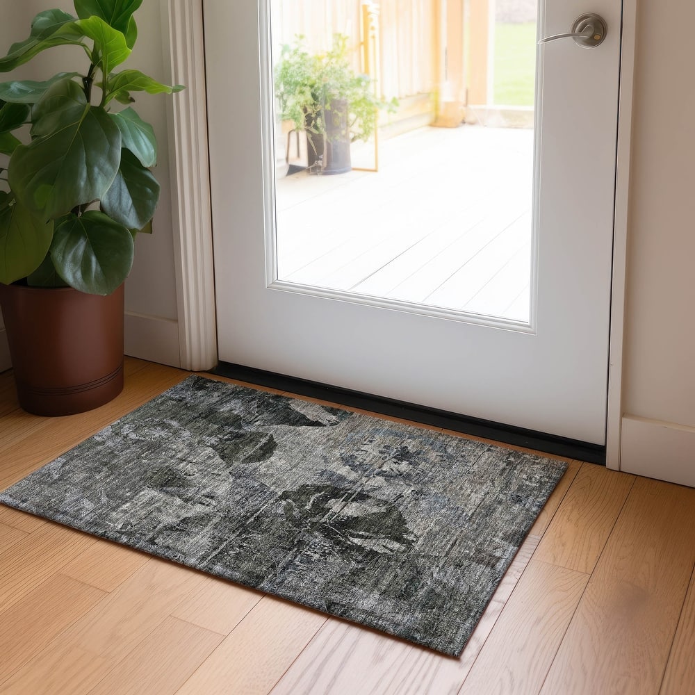Machine Washable Indoor/ Outdoor Abstract Leaves Chantille Rug