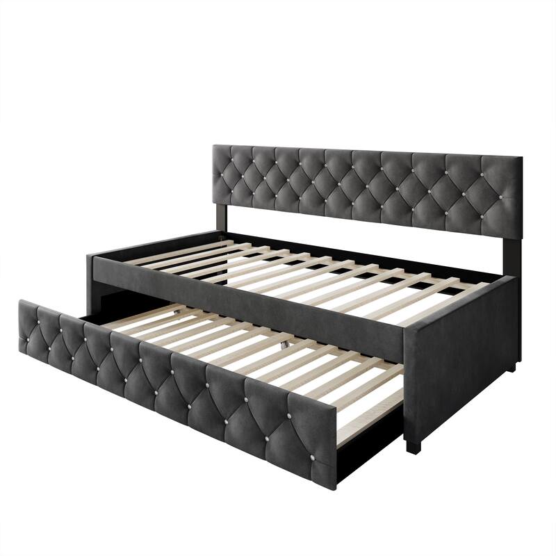 Clayfell Darcey Luxurious Velvet Upholstered Daybed