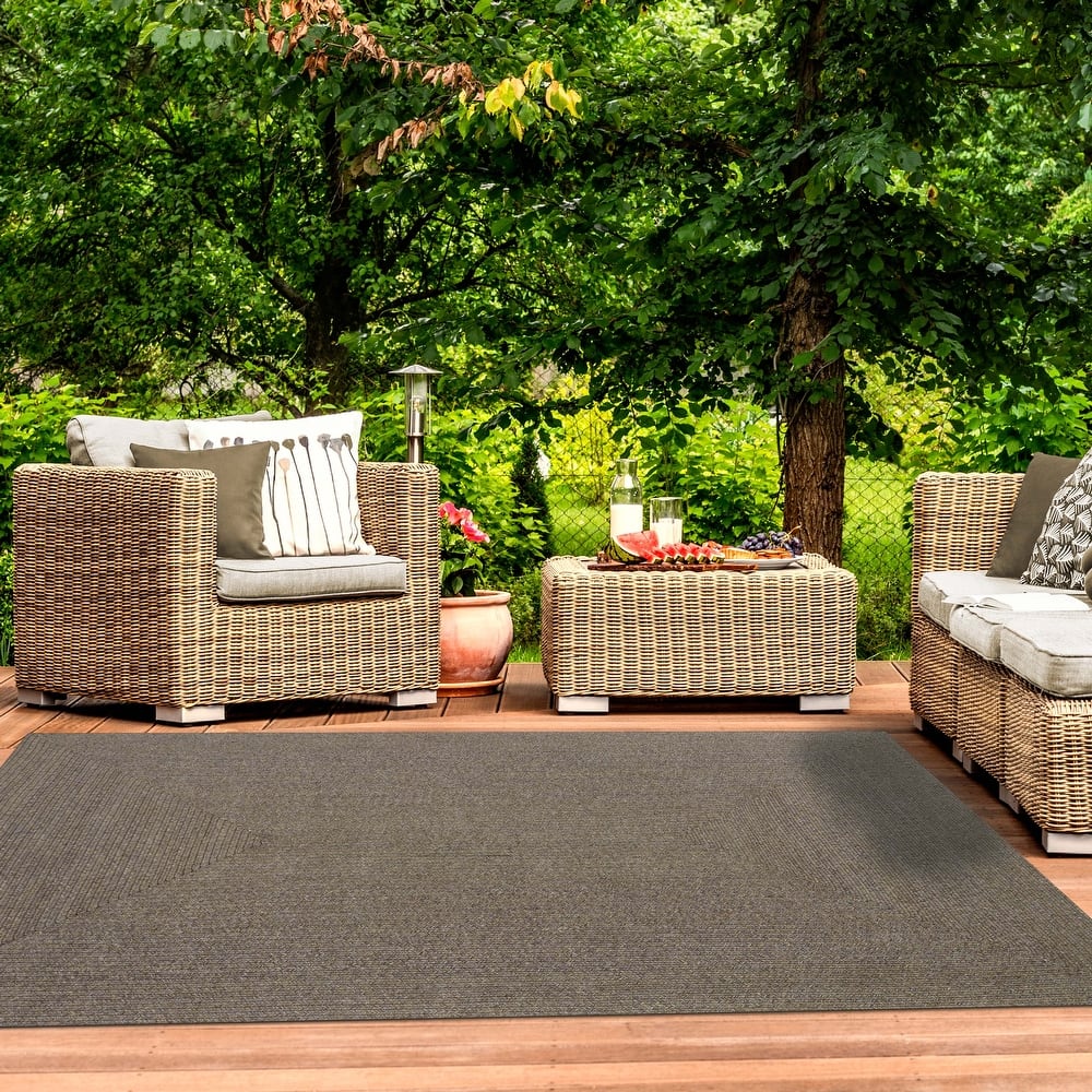 Superior Braided Reversible Indoor/Outdoor Area Rug