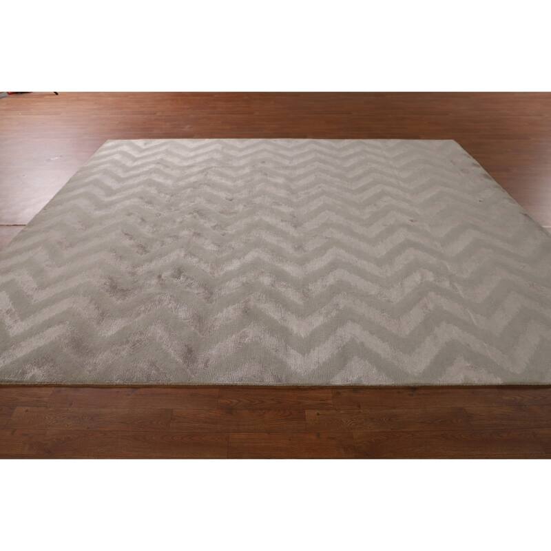 Chevron Style Modern Area Rug Handmade Wool Carpet - 8'0" x 9'10"
