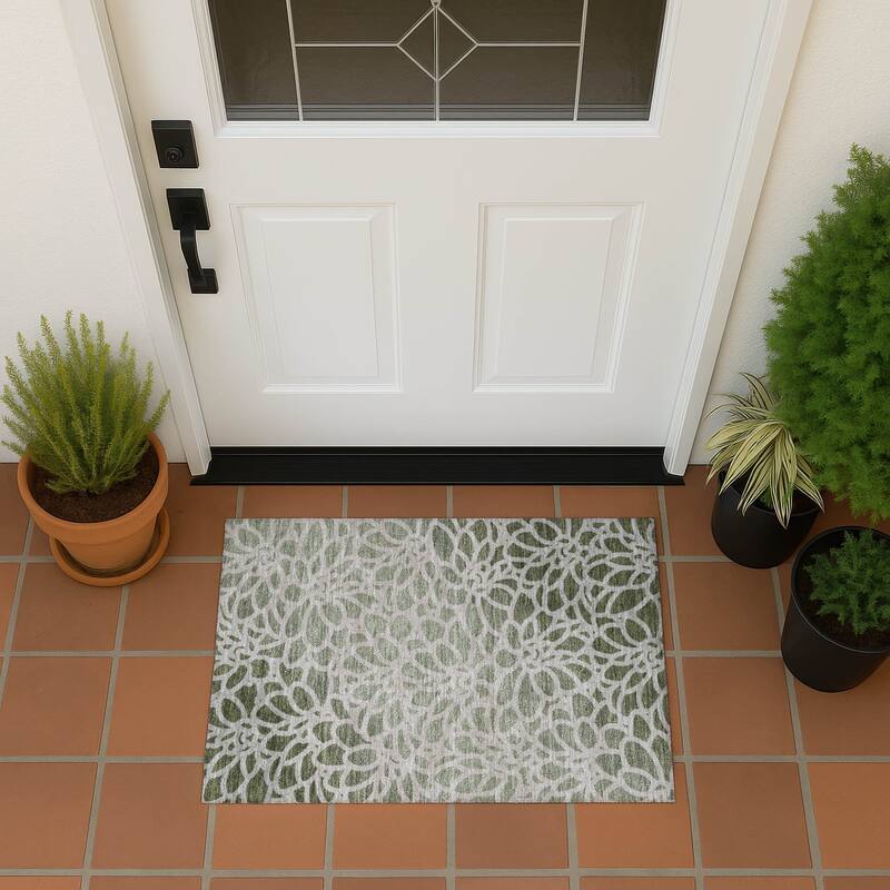 Machine Washable Indoor/ Outdoor Floral Craze Chantille Rug - Celery - 1'8" x 2'6"