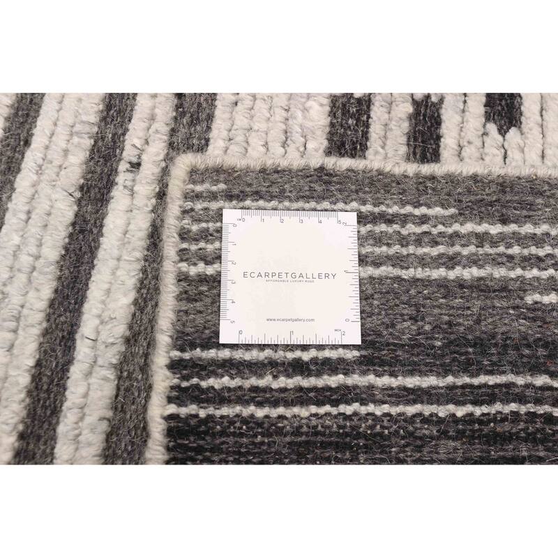 ECARPETGALLERY Hand-knotted Tangier Light Grey Wool Rug - 5'4 x 7'7