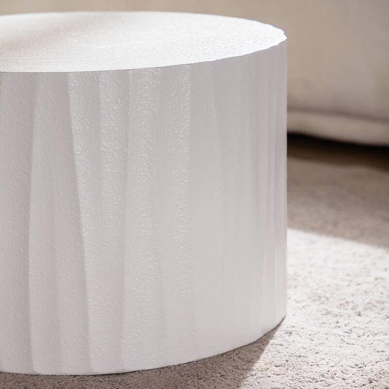 Set of 2 Round Wooden Nesting Coffee Tables - Modern Circle Design for Living Room