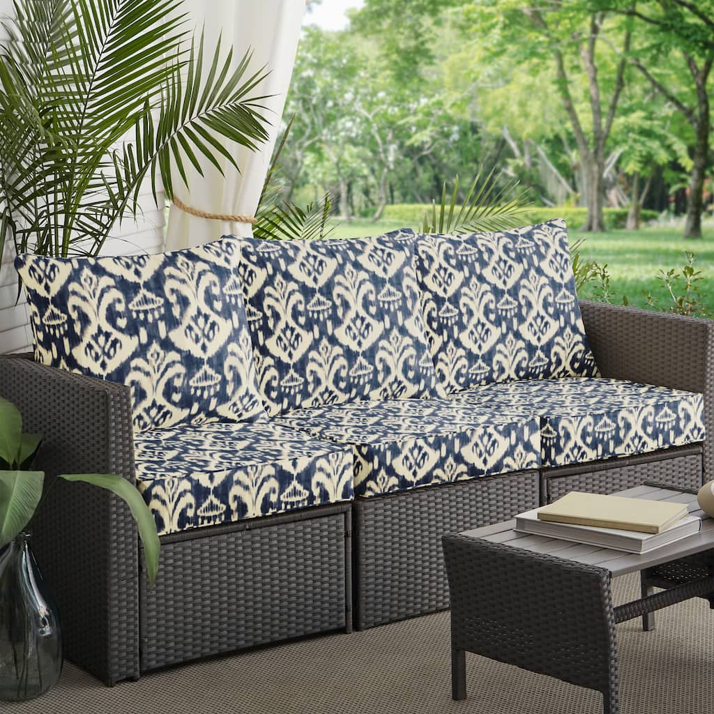 Rainford II Indigo/ Cream Indoor/Outdoor Corded Pillow and Cushion Sofa Set