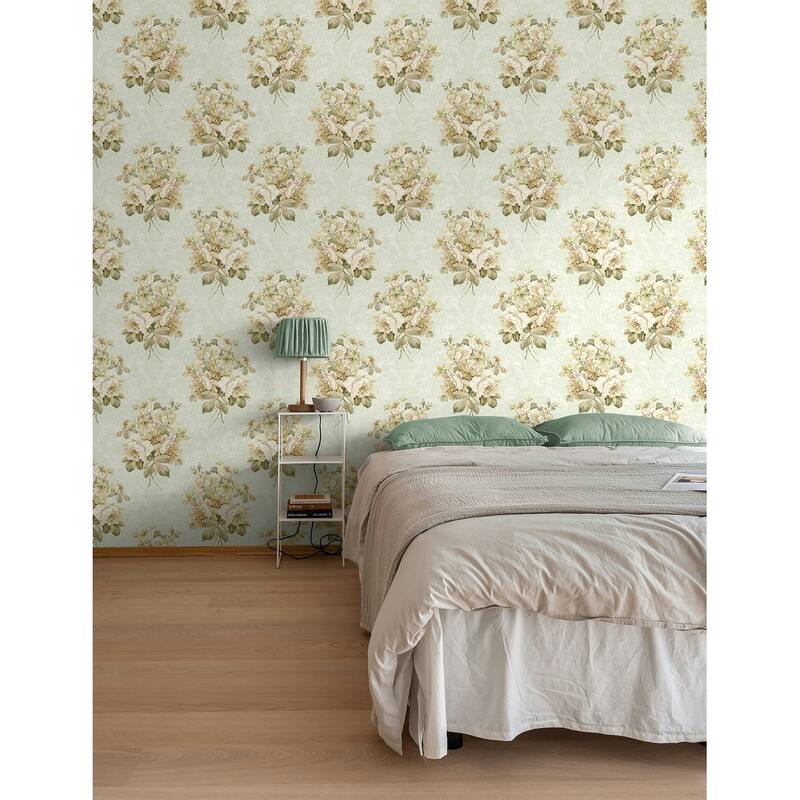 Seabrook Designs Tabitha Flora Bunch Unpasted Wallpaper