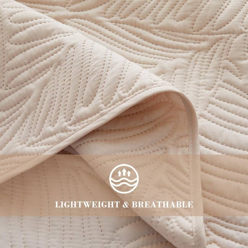 Quilt Bedding Set, Lightweight Brich Beige Quilts