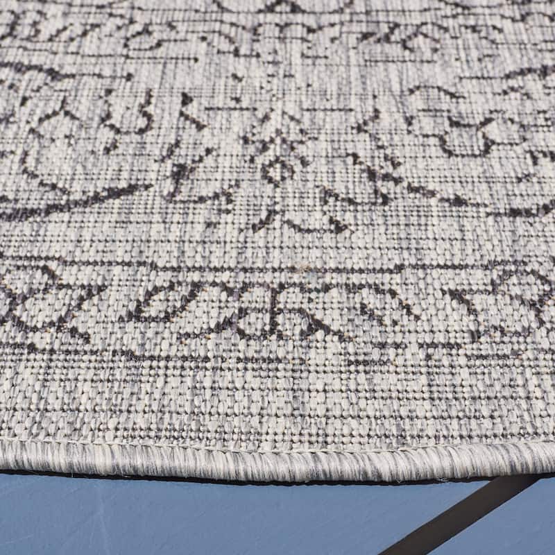 SAFAVIEH Courtyard Aquata Indoor/ Outdoor Waterproof Patio Backyard Rug