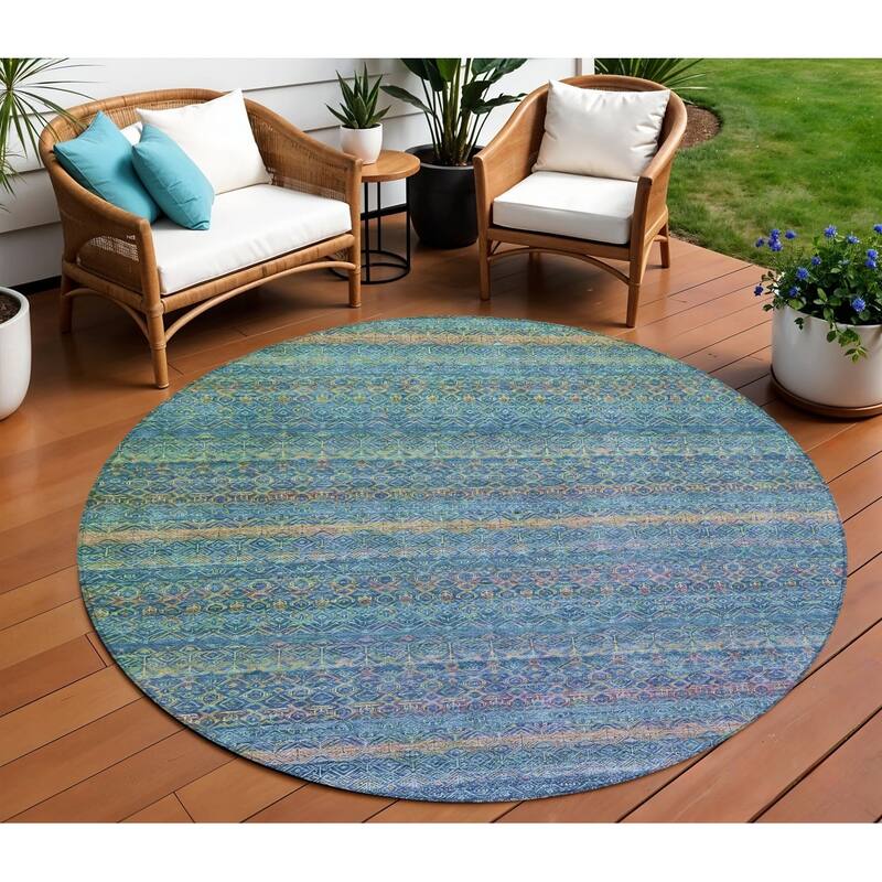 HomeRoots Striped Transitional Rectangle Outdoor Rug - 8' Round