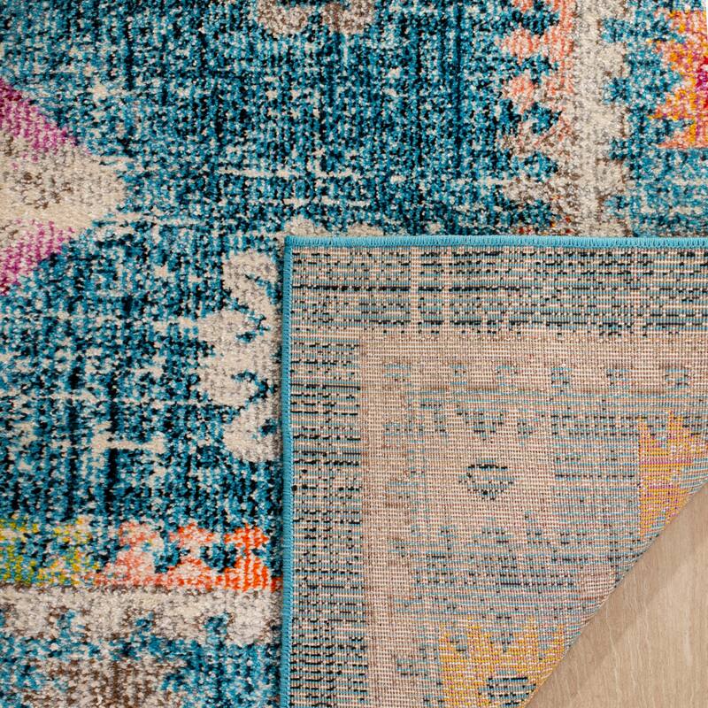 SAFAVIEH Madison Roseann Vintage Boho Diamond Medallion Rug