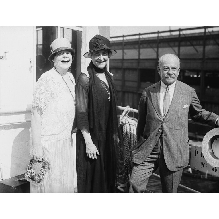 Marie Dressler Anne Morgan And Jules Bache Photographed Aboard An Ocean  Liner A New York Pier Dressler Was A Comic Actress Morga - Bed Bath &  Beyond - 24374225