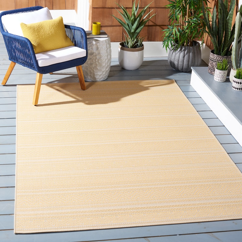 SAFAVIEH Courtyard Bernardete Indoor /Outdoor Waterproof Backyard Patio Rug