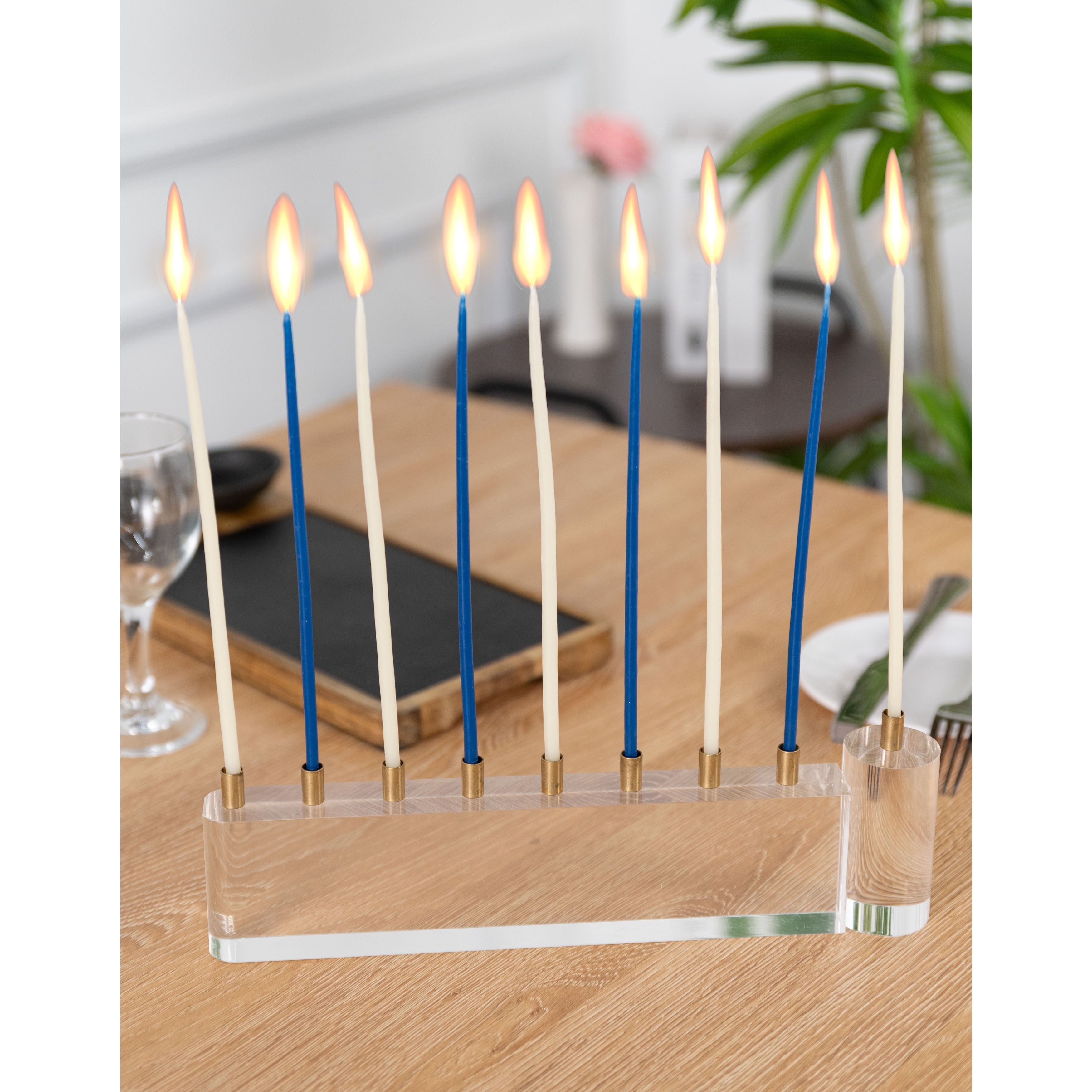 https://ak1.ostkcdn.com/images/products/is/images/direct/d4dc5340908f96f4be95baf352b6b6bd70824753/Willow-%26-Riley-Contemporary-Acrylic-Menorah-w-30mm-Candle-Holders.jpg