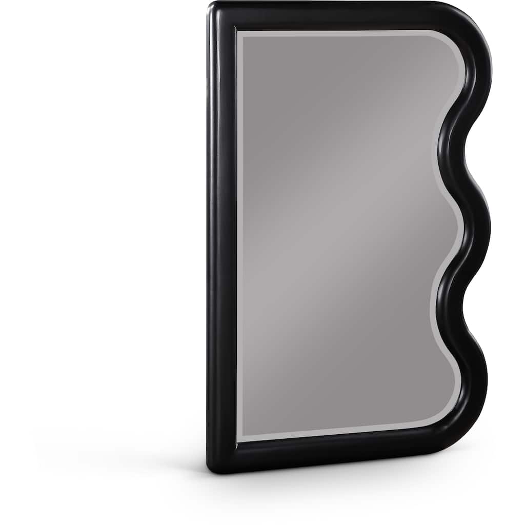 Winnie Mirror