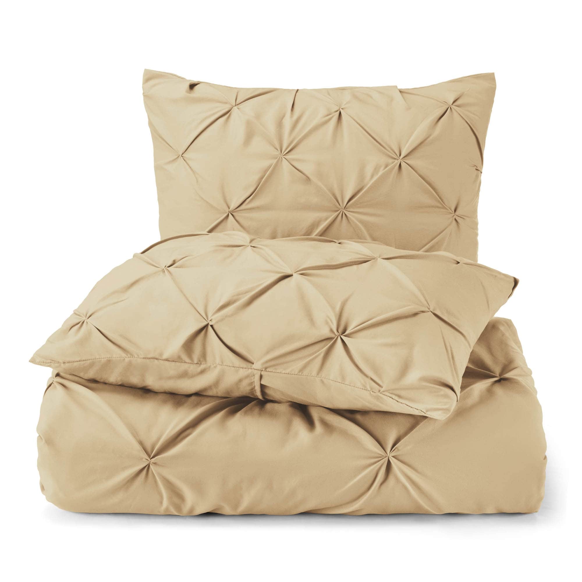 Pinch pleat pillow shams top