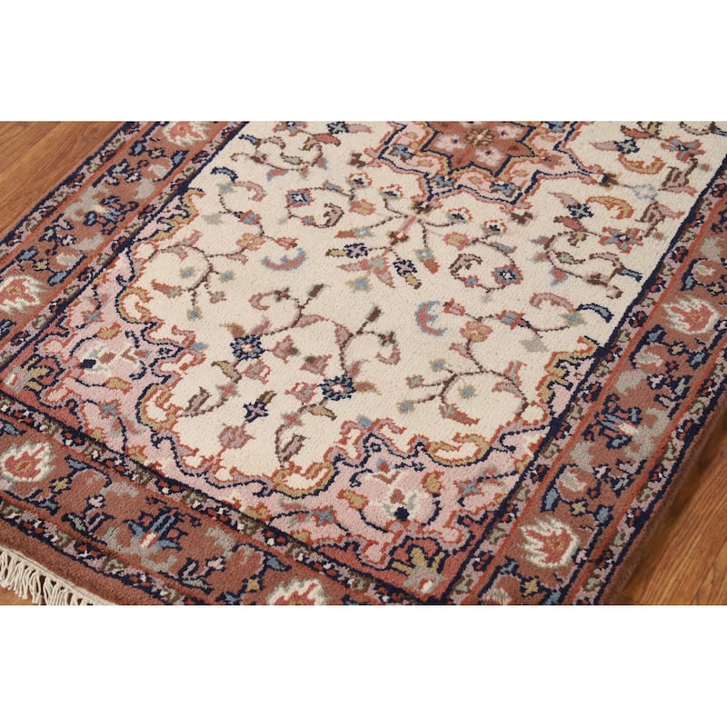 Hand Knotted Oriental 100% Wool Carpet Traditional Medallion Beige & Ivories Sarouk Area Rug - 5' 5'' X 2' 11''