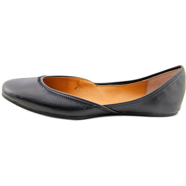 azika ballet flat