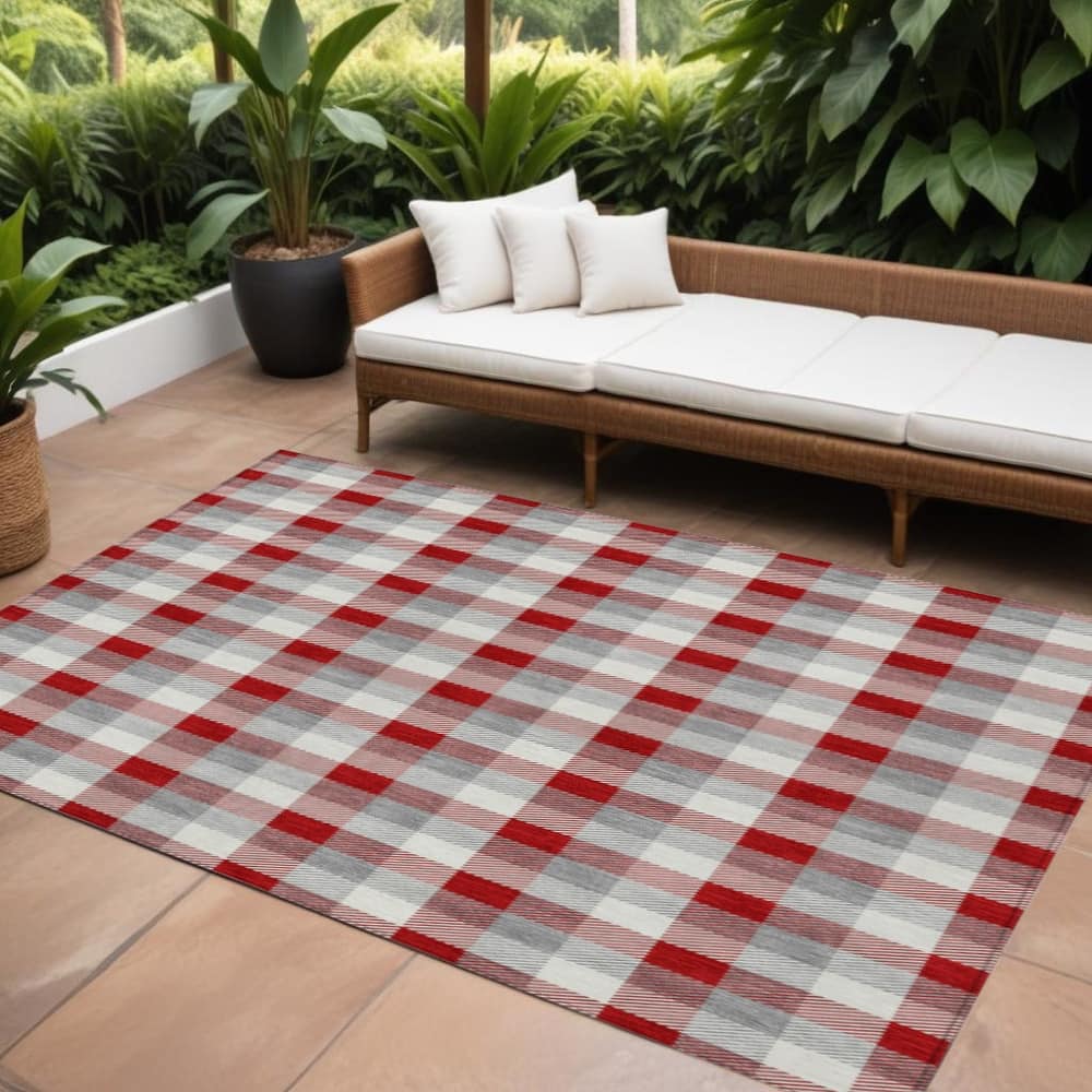 HomeRoots Plaid Transitional Rectangle Outdoor Rug