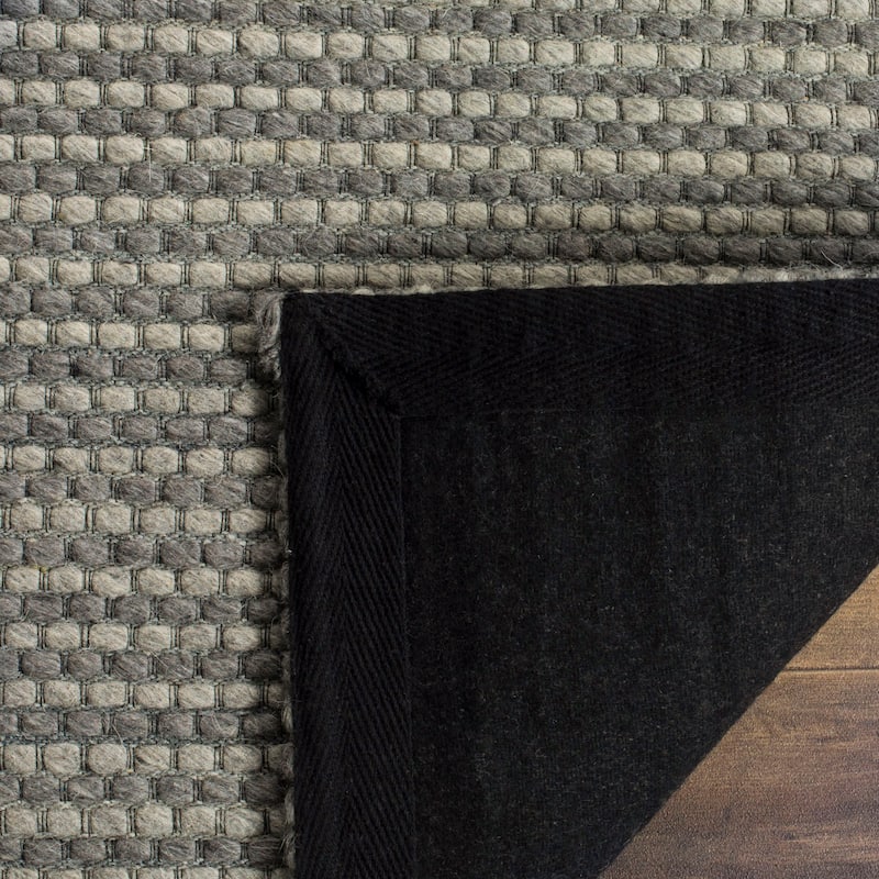 SAFAVIEH Handmade Natura Gerrita Wool Area Rug